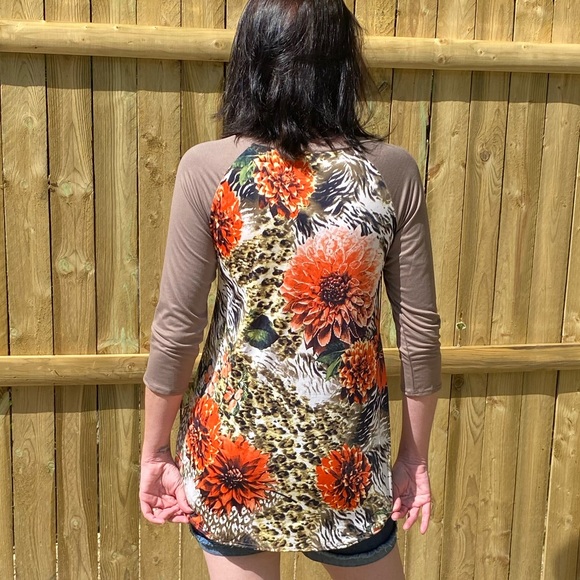 Floral & animal print tie front  baseball tee - Picture 3 of 3